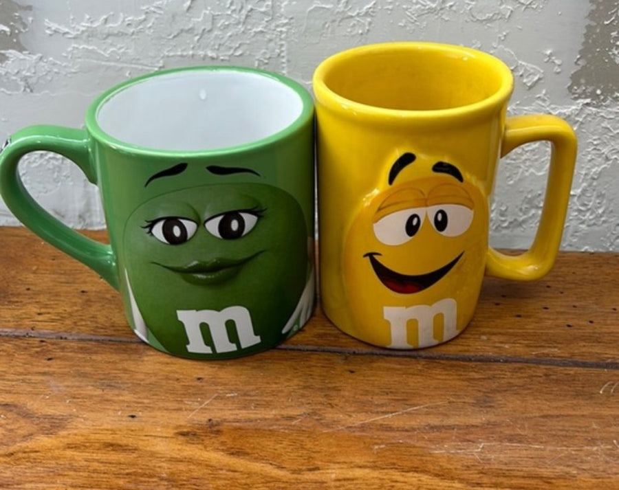 M&M Coffee Cup Candle Set